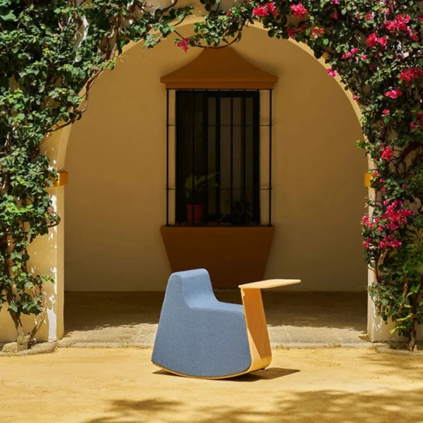 Pouf à bascule coworking Platero ambiance 1