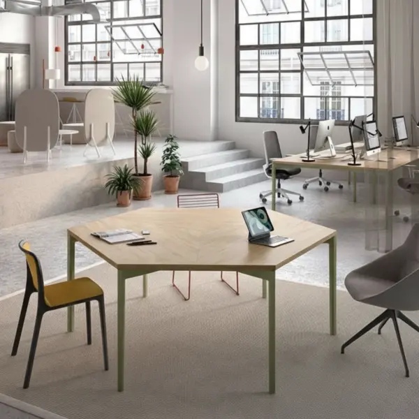 Bureau hexagonal 3 personnes bois et aluminium Hexa ambiance