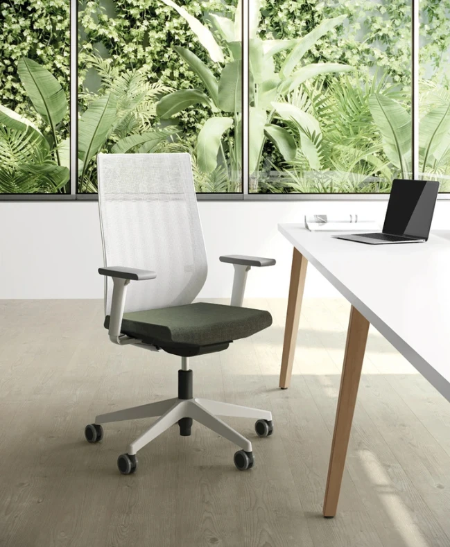 Chaise de bureau ergonomique design Eben ambiance neuro architecture