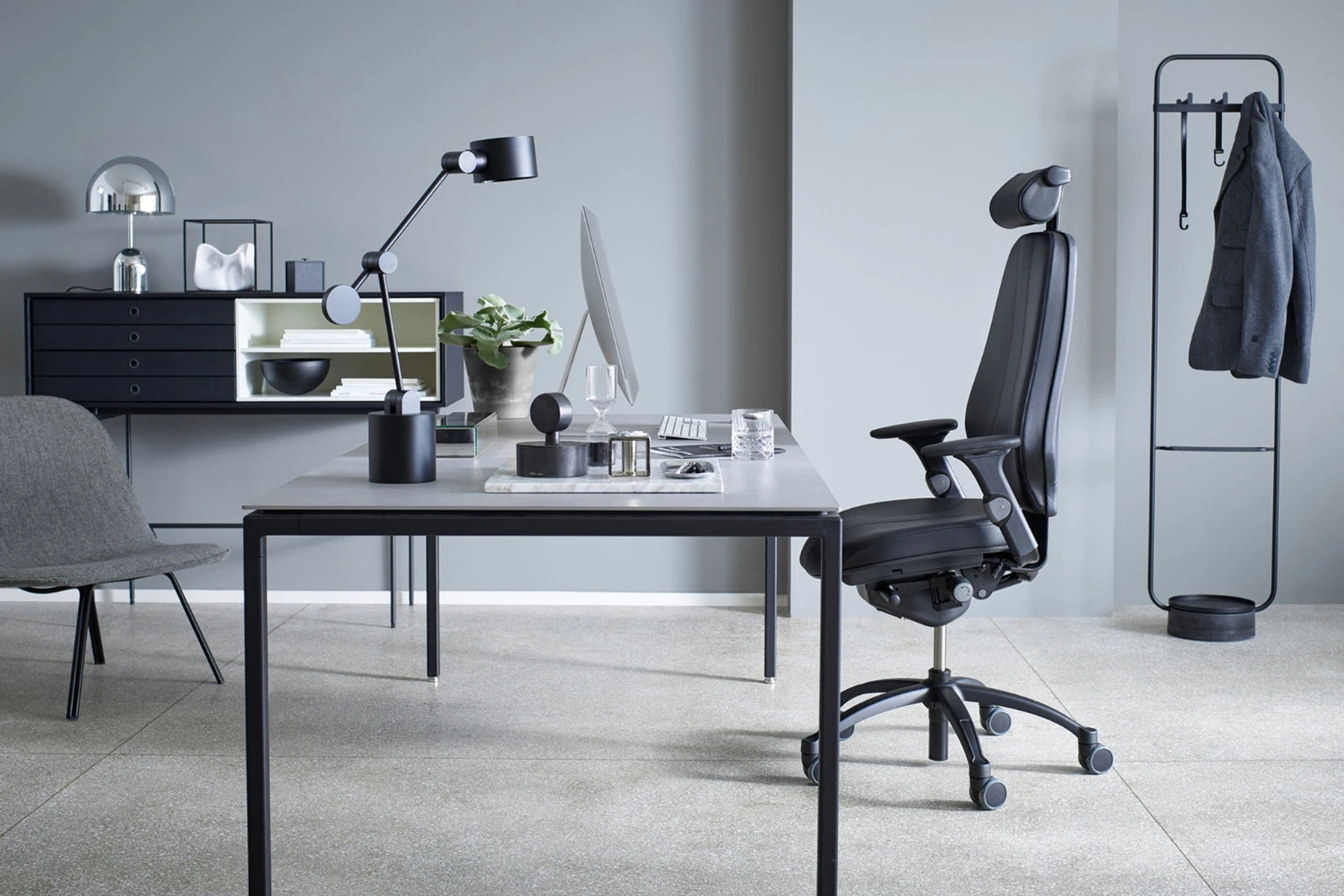 Fauteuil de bureau ergonomique mal de dos Postura 400 ambiance bureau direction