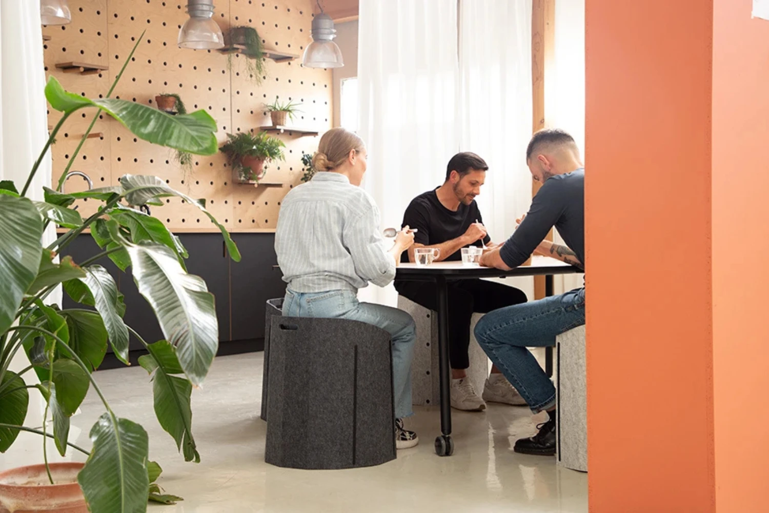 Pouf écologique coworking Muvit Ambiance 5