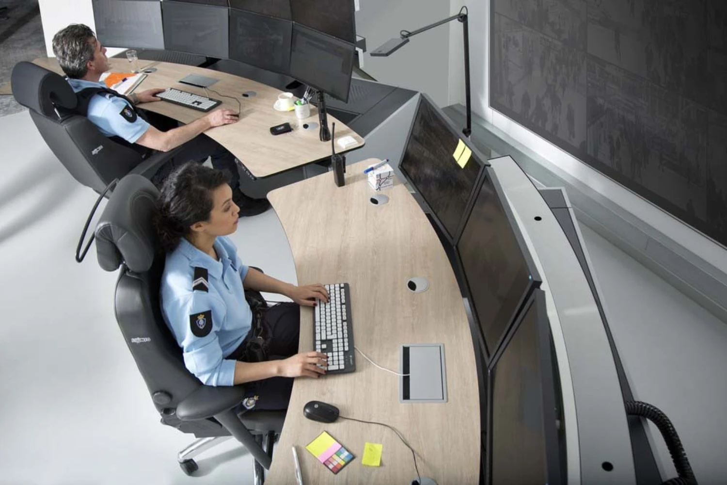 Siège de contrôle 24_7 Sentinel Ambiance 1