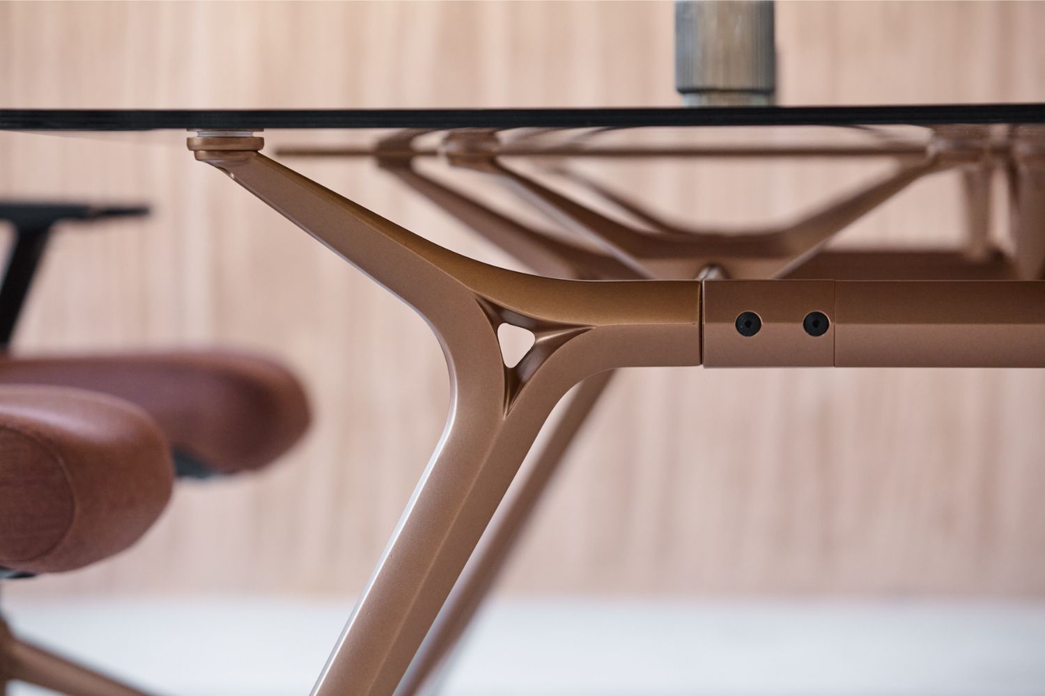 Bureau de direction moderne Arkitek detail pietement Bureau de direction moderne Arkitek détail piètement