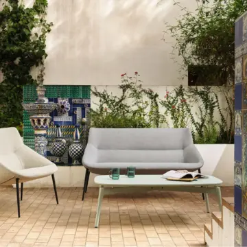 Canapé 2 places lounge configurable à l’assise enveloppante Bow ambiance 1