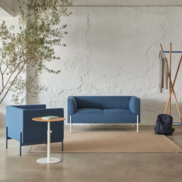 Canapé lounge design architectural Amivera ambiance bleu