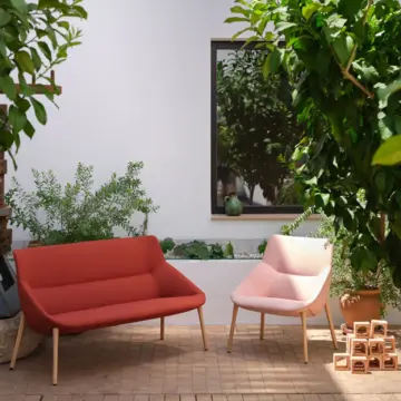 Fauteuil lounge configurable a lassise enveloppante Bow ambiance 1 scaled Fauteuil lounge configurable à l’assise enveloppante Bow ambiance 1