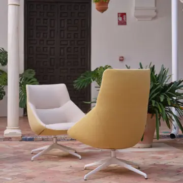 Fauteuil lounge configurable a lassise enveloppante Bow ambiance 3 scaled Fauteuil lounge configurable à l’assise enveloppante Bow ambiance 3