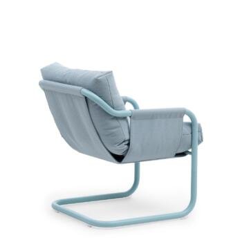 Fauteuil retro chic Barbara pour espace daccueil bleu scaled Fauteuil retro chic Barbara pour espace daccueil bleu scaled - IDEA&KO