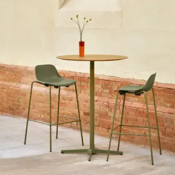 Mange-debout coloré pour espaces professionnels ambiance