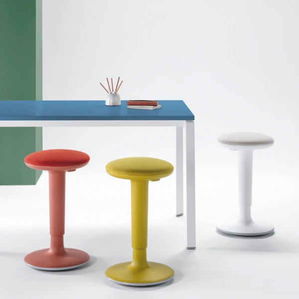 Tabouret ergonomique d'assise active Tuc Tuc 2 ambiance