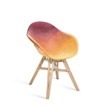 Chaise en plastique recyclé colorée Gravêne