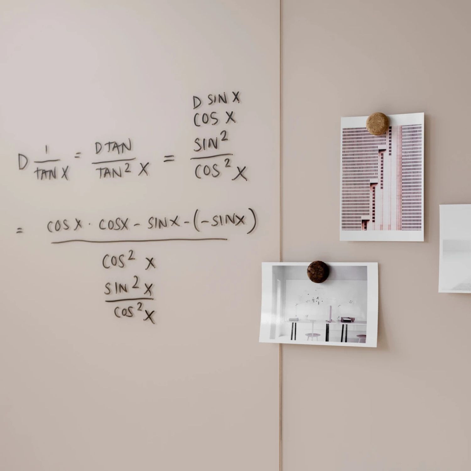 Mur d’écriture en verre magnétique modulaire Mood Spaces détail matt Mur decriture en verre magnetique modulaire Mood Spaces detail matt - IDEA&KO