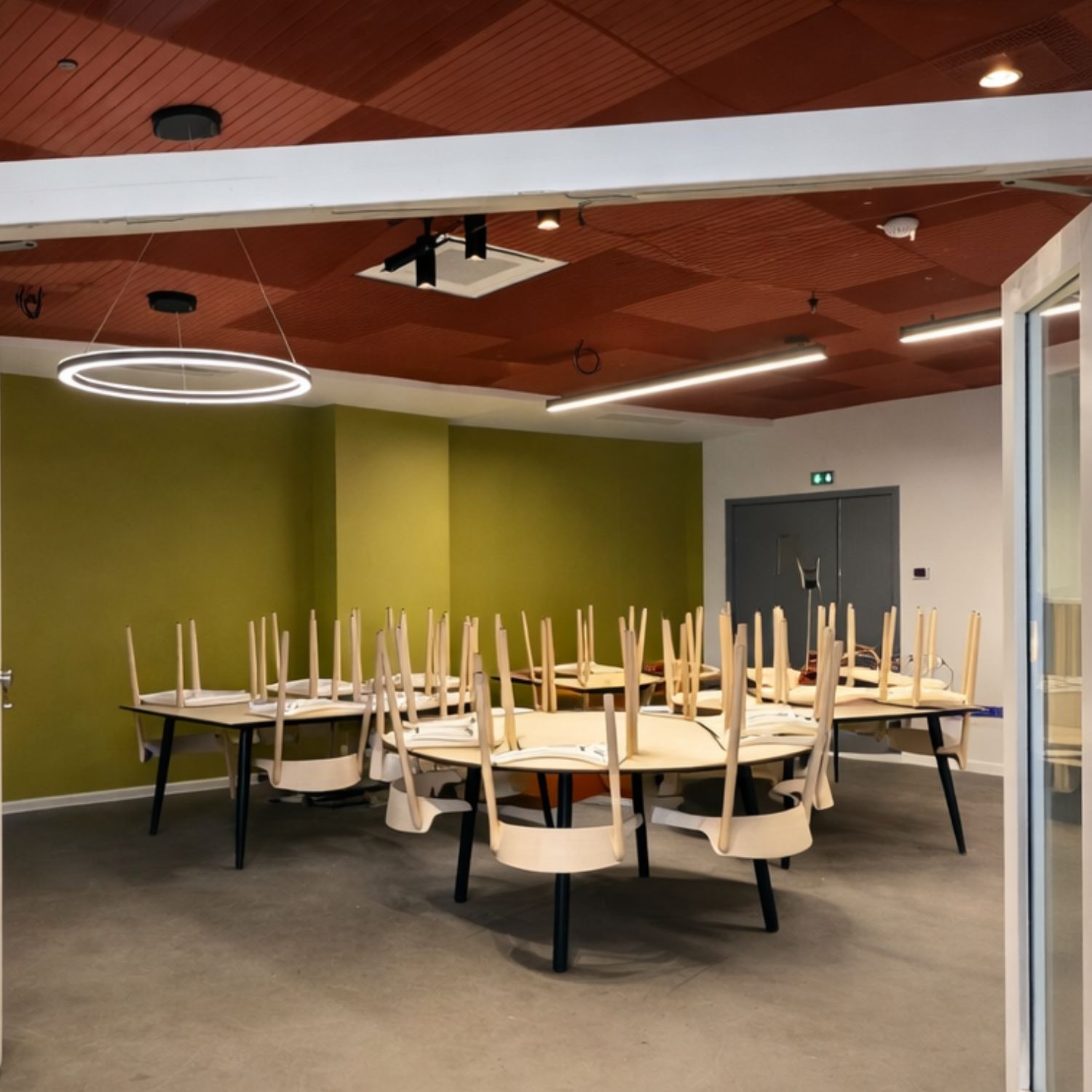 Salle privative modulable cafeteria Coca Cola Griny 2