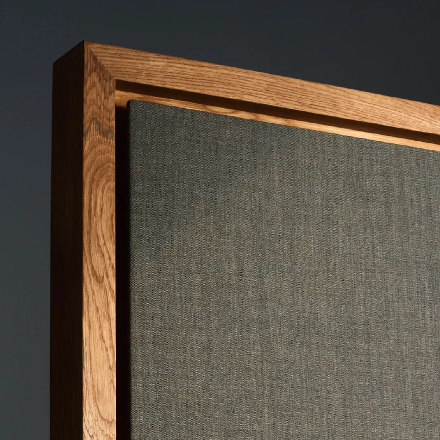 Tableau blanc mobile acoustique en verre cadre chêne massif Offset détail Tableau blanc mobile acoustique en verre cadre chêne massif Offset détail