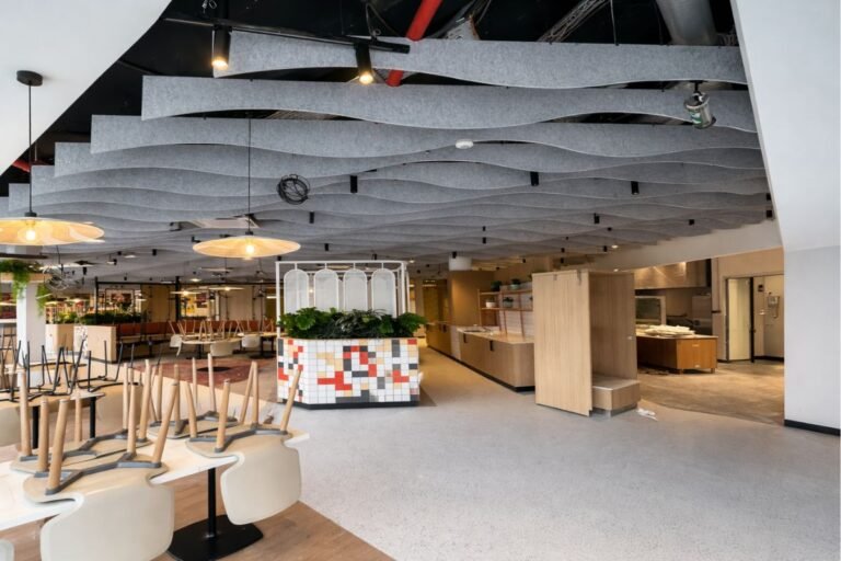 Amenagement de la cafeteria de lusine Coca Cola Grigny - IDEA&KO