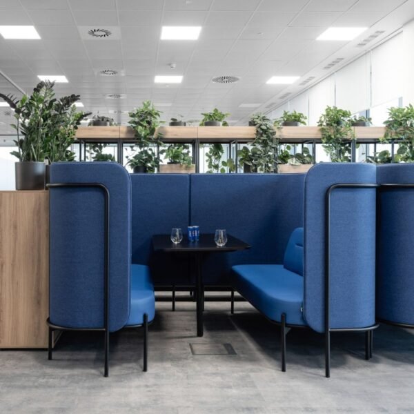 Alcove acoustique de reunion biophilique Leaf — conception durable et responsable Alcove acoustique de reunion biophilique Leaf — conception durable et responsable