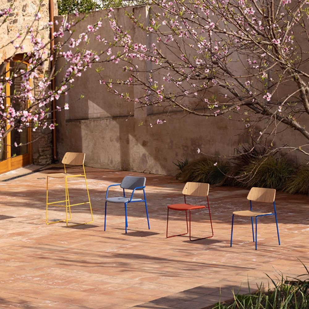 Brindis gamme de chaise bois design retro ambiance - IDEA&KO
