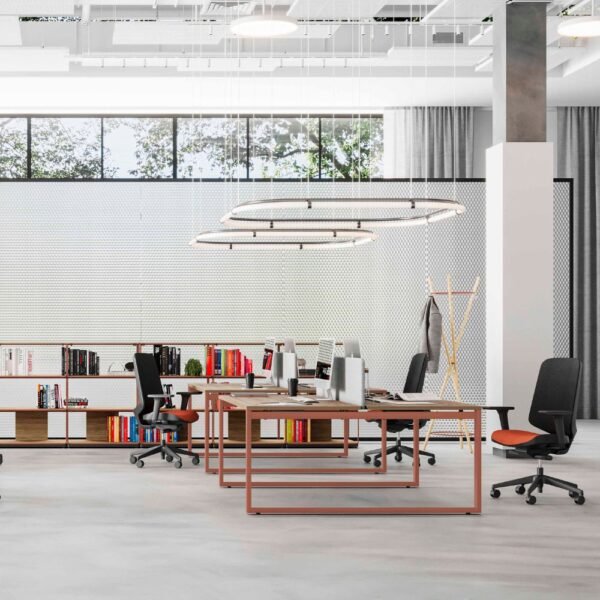 Bureau bench partage professionnel V NEXT en situation open space professionnel - IDEA&KO