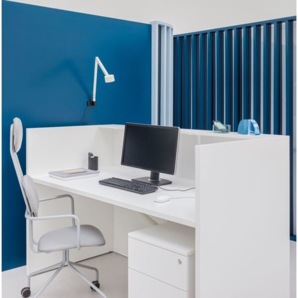 Banque d accueil modulaire Lina Comptoir design sur mesure IDEAKO ambiance blanc bleu