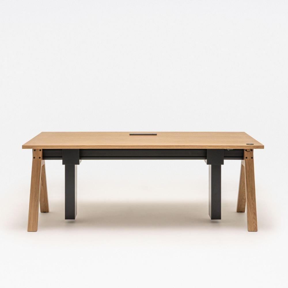 Bureau assis debout electrique Aura en situation — open space professionnel