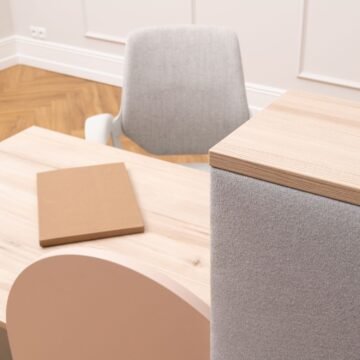 Bureau d accueil acoustique Vela Comptoir panneau tissu details
