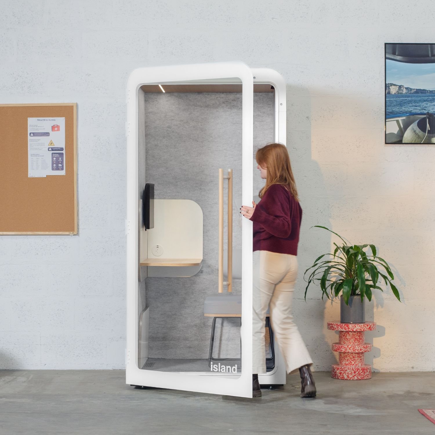 Cabine acoustique 1 personne Island materiaux recycles et fabrication responsable en France Cabine acoustique 1 personne Island materiaux recycles et fabrication responsable en France