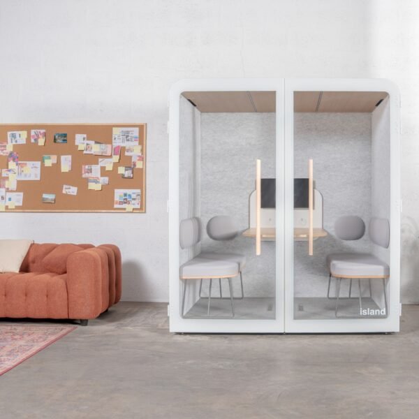 Cabine acoustique 4 personnes Island — conception et fabrication francaise Cabine acoustique 4 personnes Island — conception et fabrication francaise