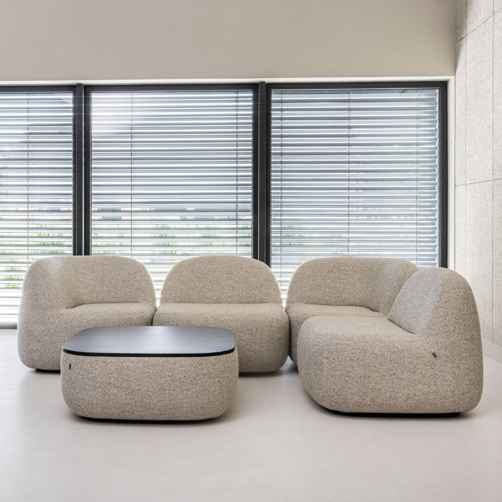Canape modulaire organique Jelly en situation — espace d accueil