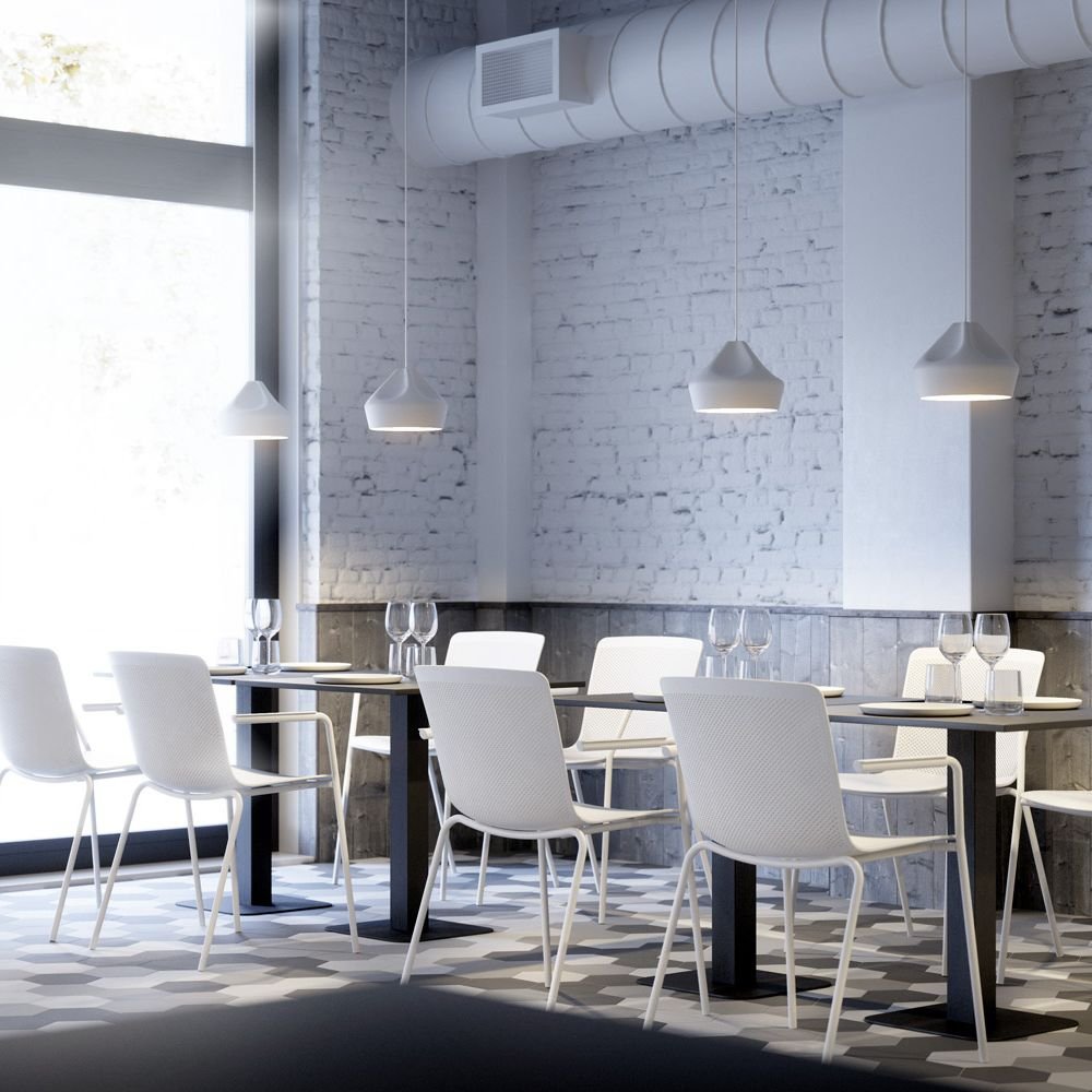 Chaise Glove — espace restaurant contemporain