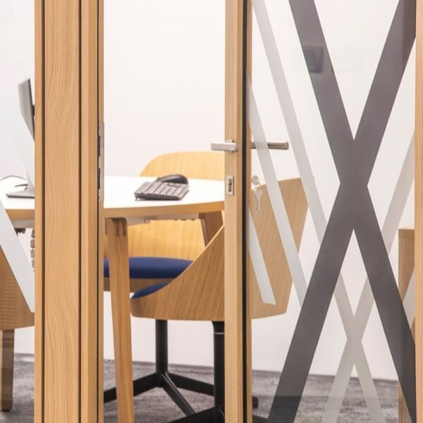 Cloison Wood simple vitrage central profile bois au sol