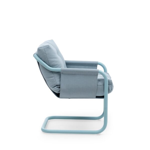 Fauteuil Retro chic BARBARA — detail de l assise et du chassis colore