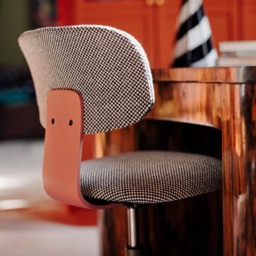 Fauteuil de bureau ergonomique tissu haut de gamme Tion Soft detail dossier orange