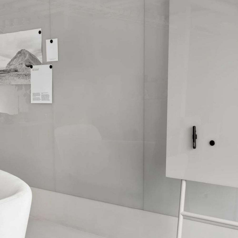 Mur d ecriture en verre magnetique modulaire Mood Spaces — detail de la surface aimantee