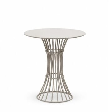 Table de repas outdoor design filaire Bolonia