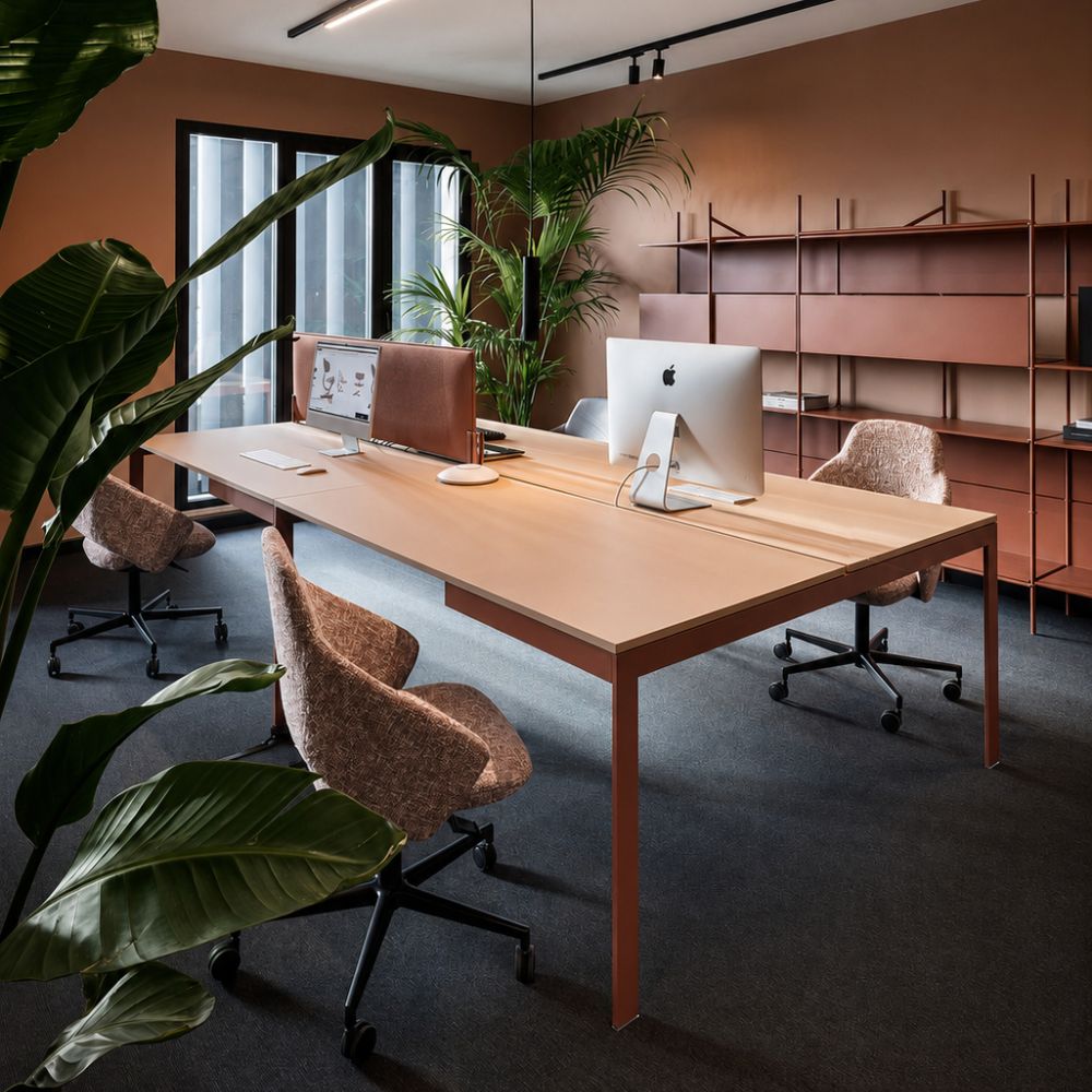 Bureau bench 2 personnes Foil coulissant alignement de postes en open space ambiance chaleureuse