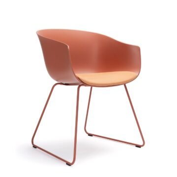 Chaise coque plastique design Bai traineau