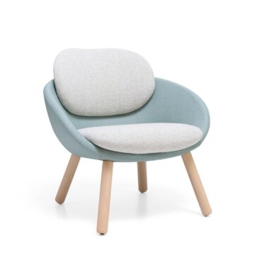 Fauteuil restaurant design Cross pietement 4 pieds bois