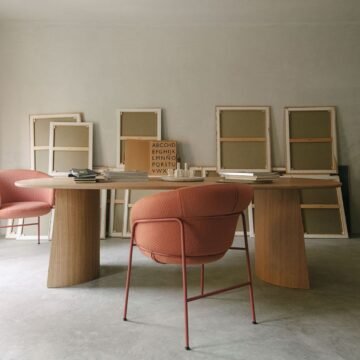 Table bois massif brut Ginger H75 ambiance