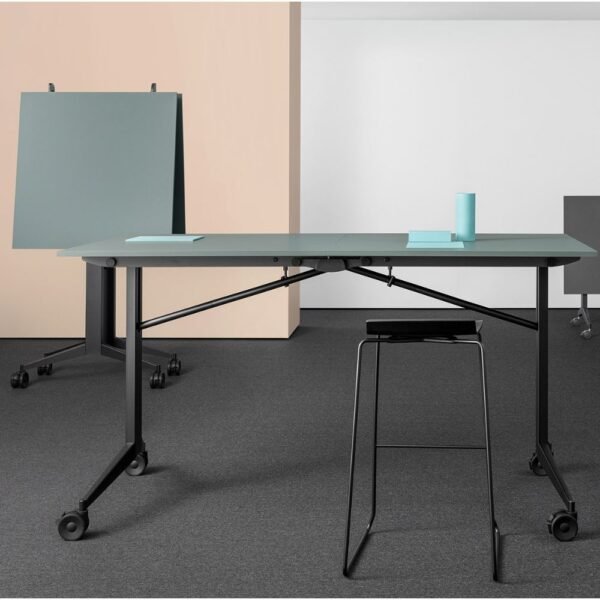 Table haute pliante Timmy Libro — conception et fabrication Mara Table haute pliante Timmy Libro — conception et fabrication Mara
