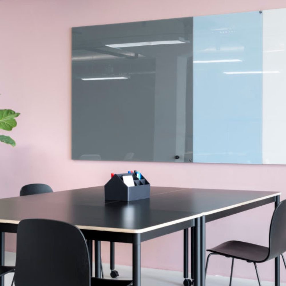Tableau en verre magnetique Classic — mur d exposition en espace lumineux 2 Tableau en verre magnetique Classic — mur d exposition en espace lumineux 2