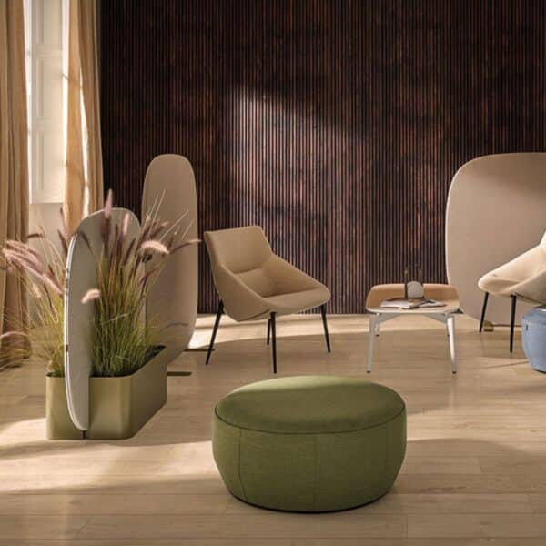 Cloison acoustique vegetalisee Noray espace d accueil