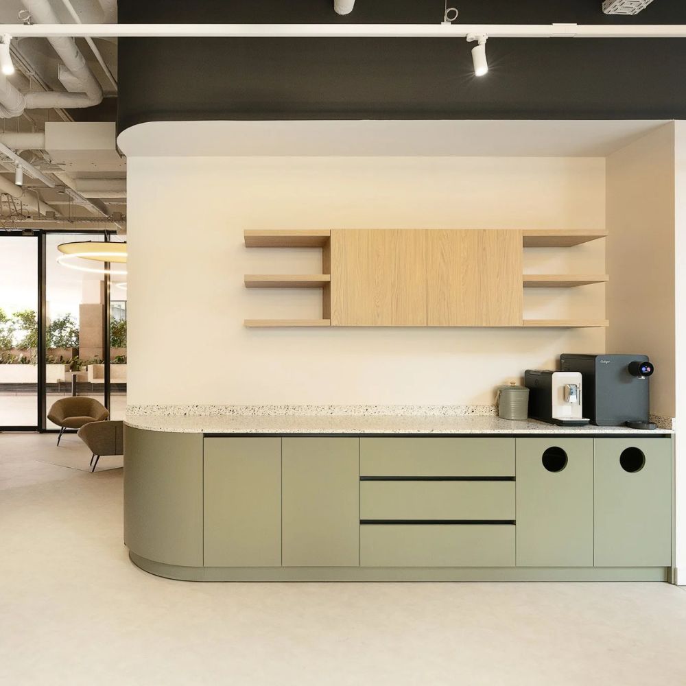 Coin cafe design epure et soigne anti surcharge cognitive