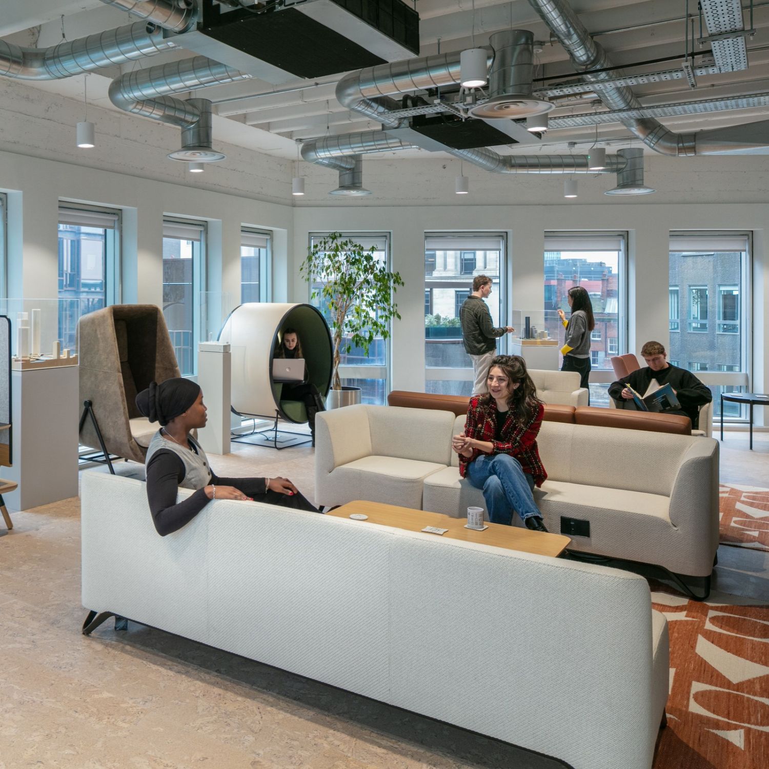 Espace coworking partage inclusif et acoustique Espace coworking partagé inclusif et acoustique