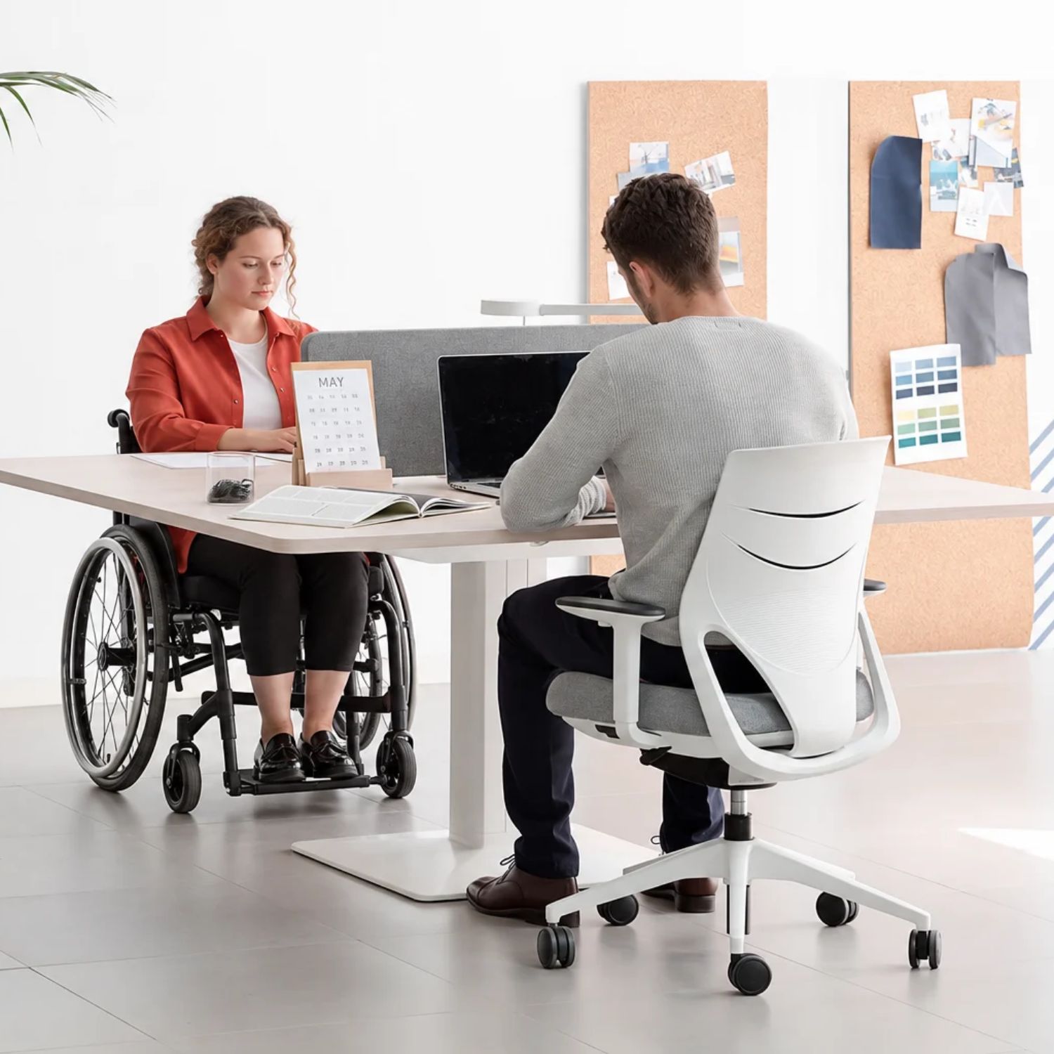 Poste de travail inclusif Poste de travail inclusif