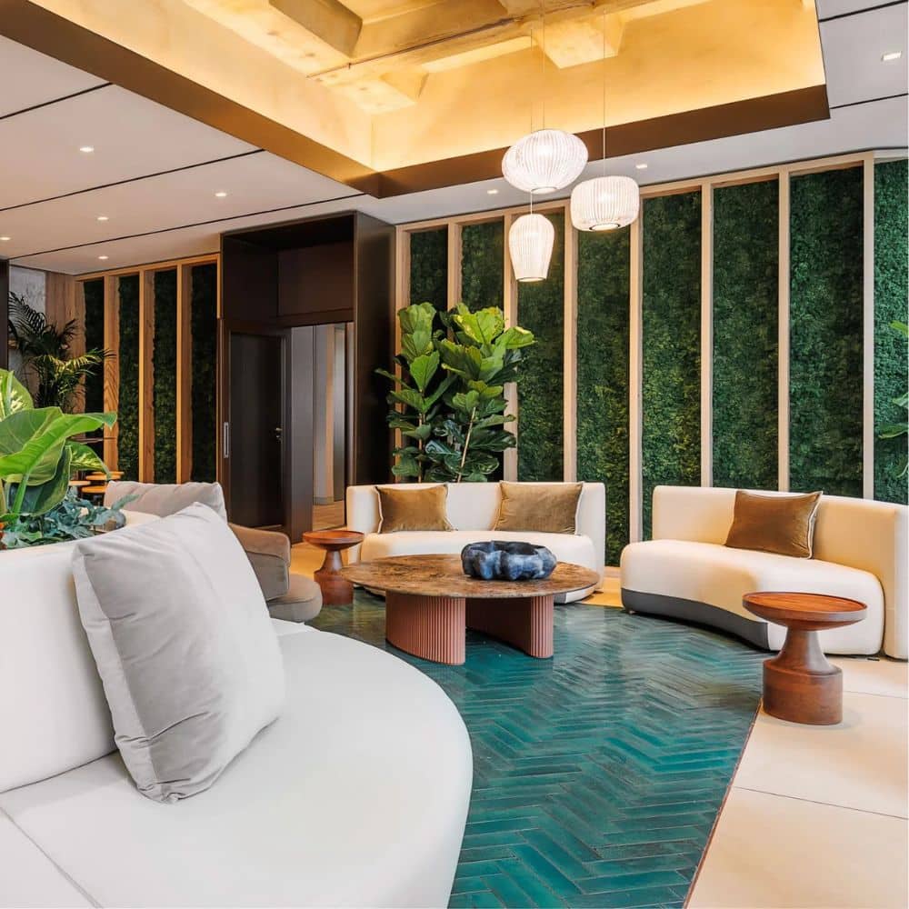 Zone lounge biophilique multi matieres