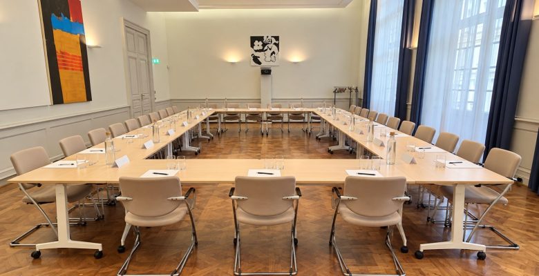 Aménagement de la CNDA de Montreuil avec la salle des pas perdus équipée par IDEA&KO